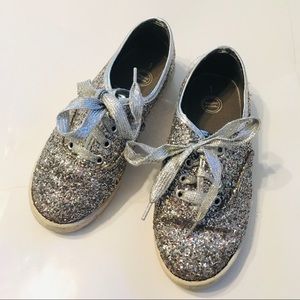 Wonder Nation Silver Sneakers Big Girl size 1